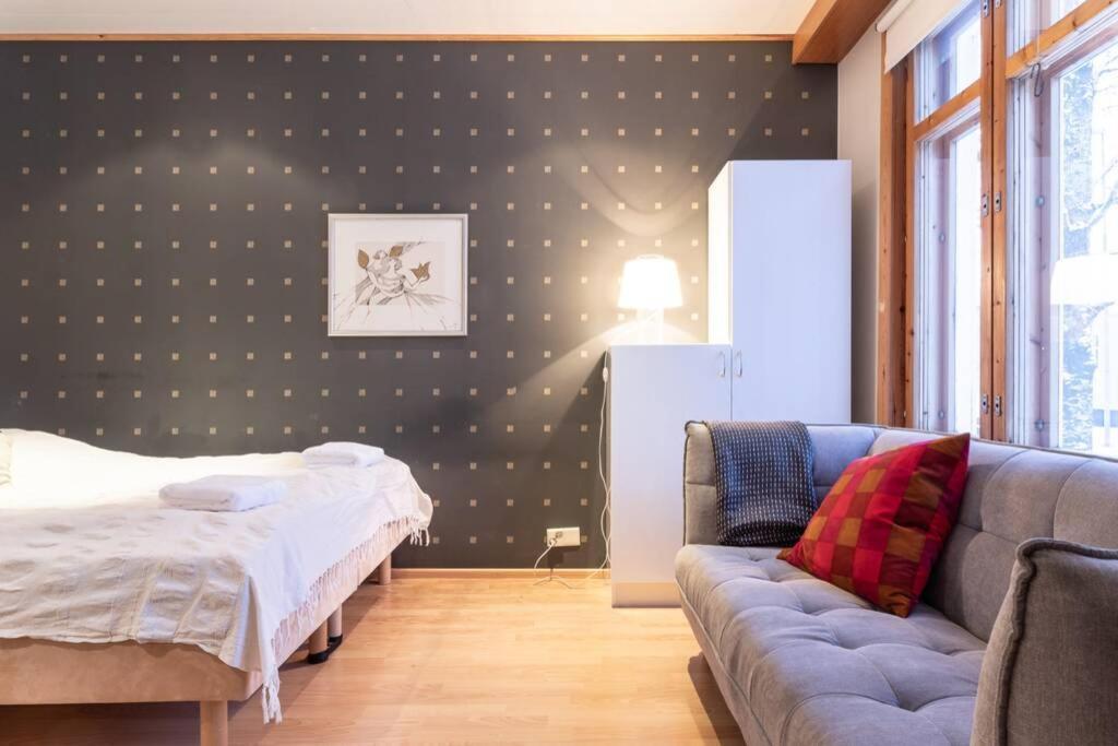 Cozy 1 Bedroom Apt And Free Parking By The Railway Station Oulu Eksteriør billede