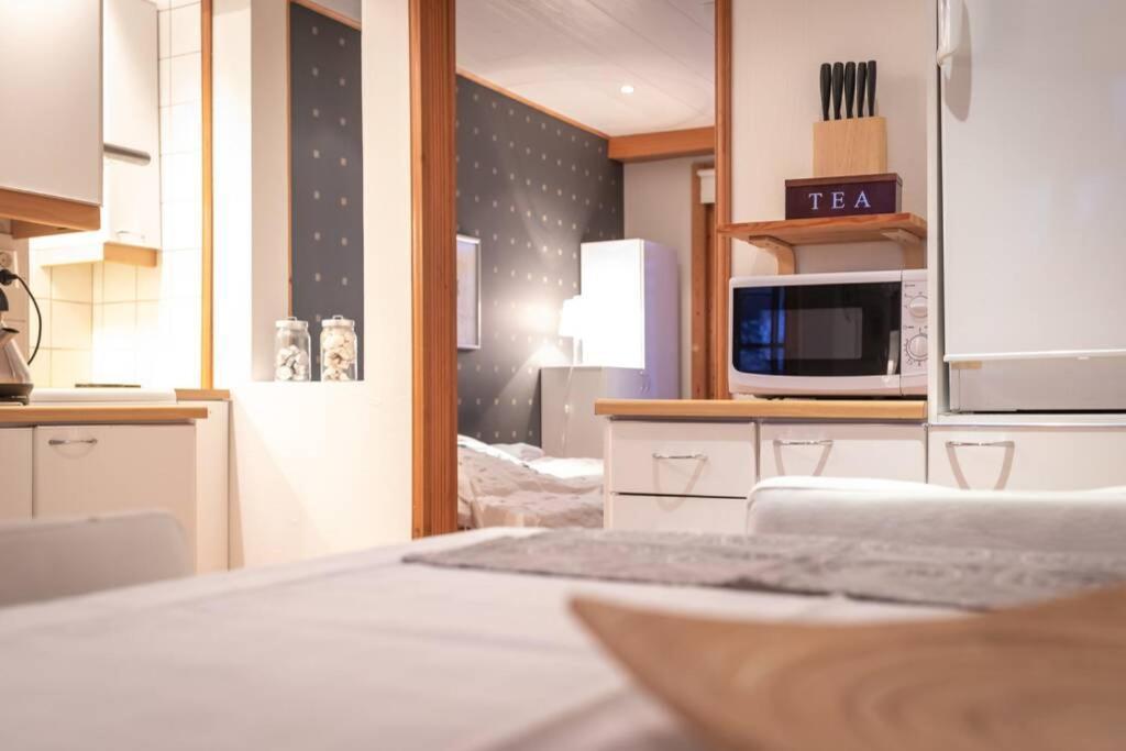 Cozy 1 Bedroom Apt And Free Parking By The Railway Station Oulu Eksteriør billede